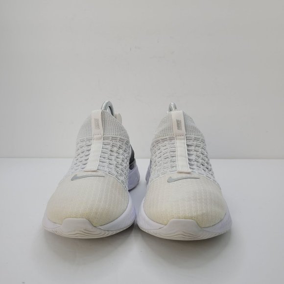 Nike Phantom Run Flyknit 2 Pure Platinum Women's Shoes CJ0280-100 US Size 8.5 - Picture 3 of 8